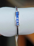 Natural sapphire ring in 14kt White Gold